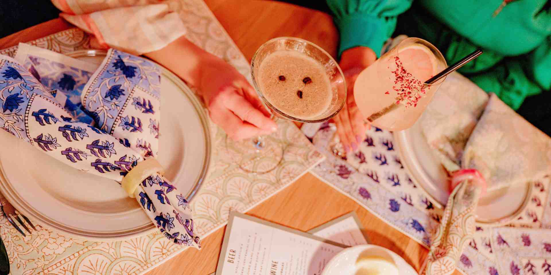 table runner and napkins